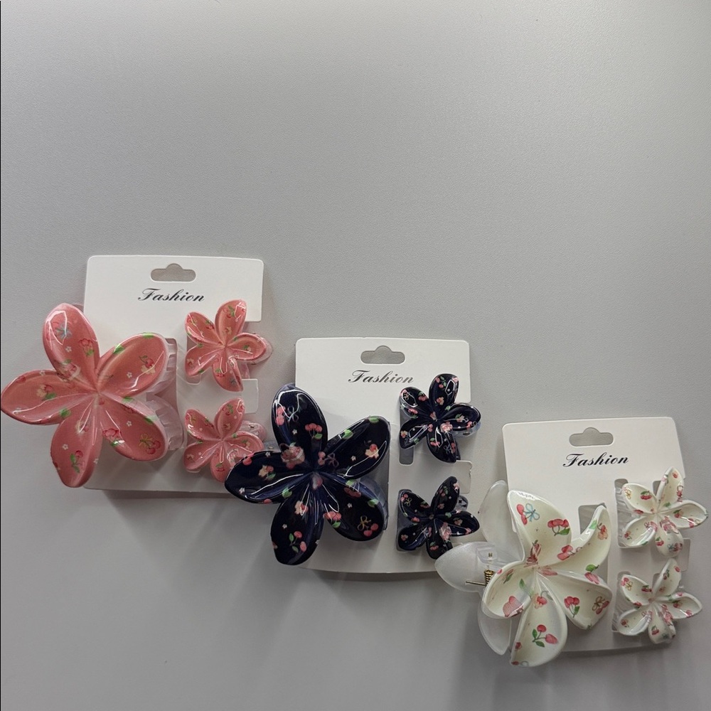 ONE Hair Clip Set with Flowers and Cherries